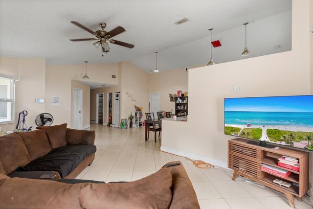 312 BISHOP Road, North Lauderdale, FL 33068