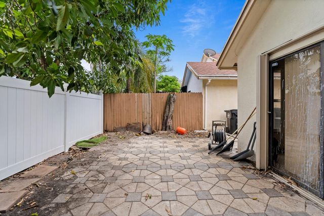 312 BISHOP Road, North Lauderdale, FL 33068