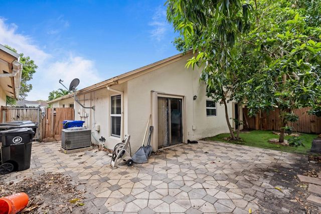 312 BISHOP Road, North Lauderdale, FL 33068