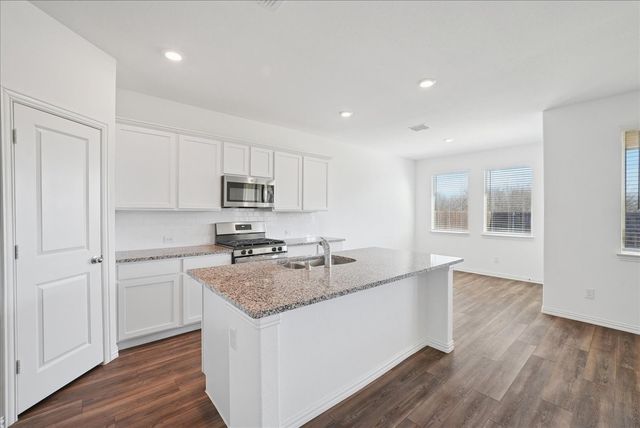 846 Sitwell Drive, Fate, TX 75087