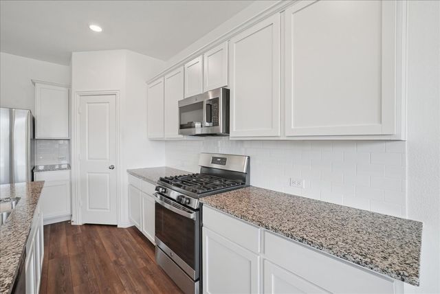 846 Sitwell Drive, Fate, TX 75087