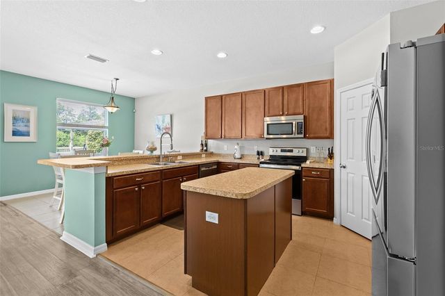 5521 SHASTA DAISY PLACE, Land O Lakes, FL 34639
