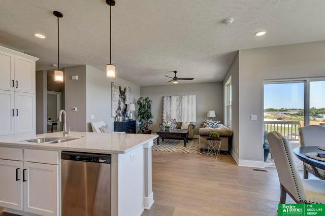 17526 Robin Drive, Omaha, NE 68136