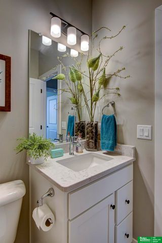 17526 Robin Drive, Omaha, NE 68136