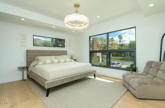 3651 Roselawn Avenue, Glendale, CA 91208