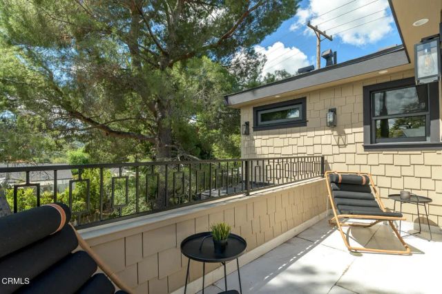 3651 Roselawn Avenue, Glendale, CA 91208