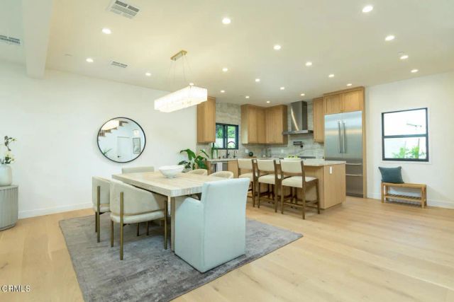 3651 Roselawn Avenue, Glendale, CA 91208