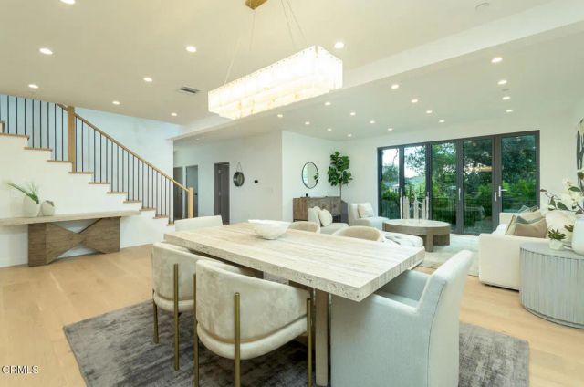 3651 Roselawn Avenue, Glendale, CA 91208