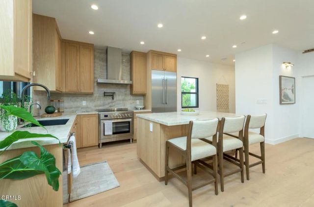 3651 Roselawn Avenue, Glendale, CA 91208