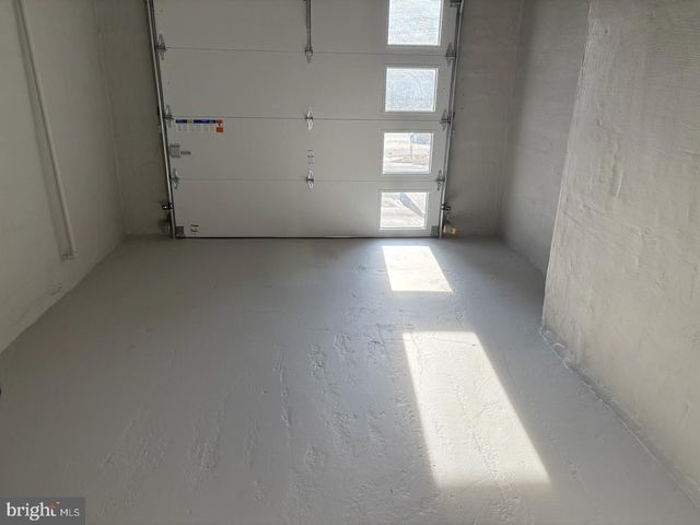 602 PAXON HOLLOW RD, Broomall, PA 19008