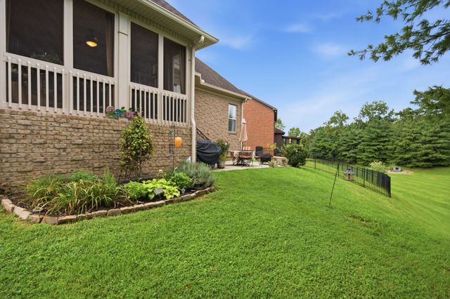 324 Midtown Loop, Mount Juliet, TN 37122