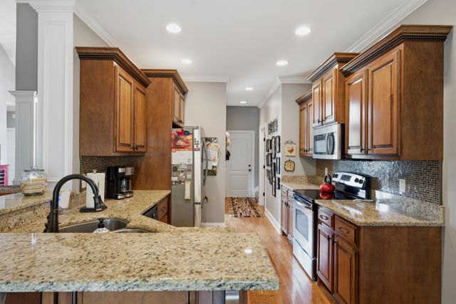 324 Midtown Loop, Mount Juliet, TN 37122