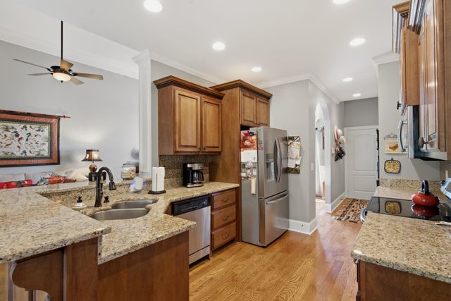 324 Midtown Loop, Mount Juliet, TN 37122