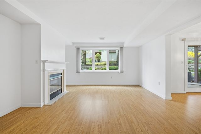 63 Maple St F, Canton, MA 02021