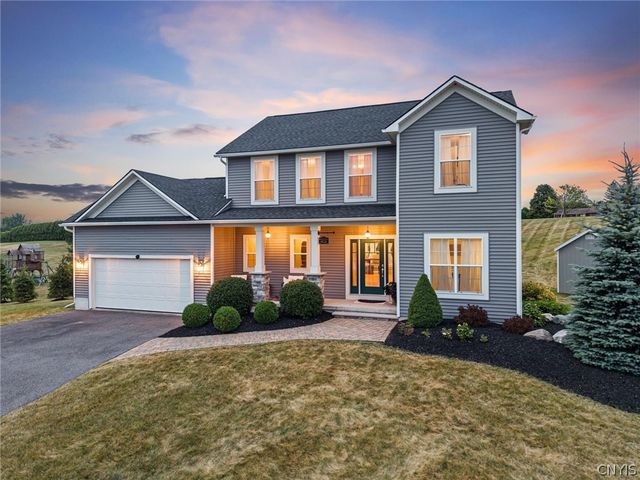 104 Arch Stone Way, Camillus, NY 13031