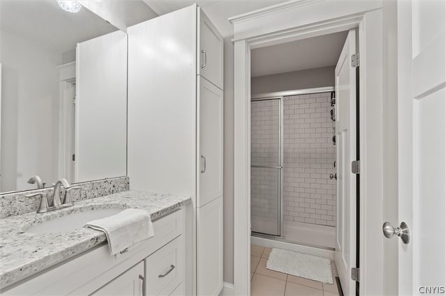 104 Arch Stone Way, Camillus, NY 13031