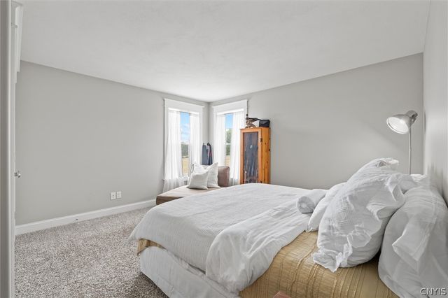 104 Arch Stone Way, Camillus, NY 13031