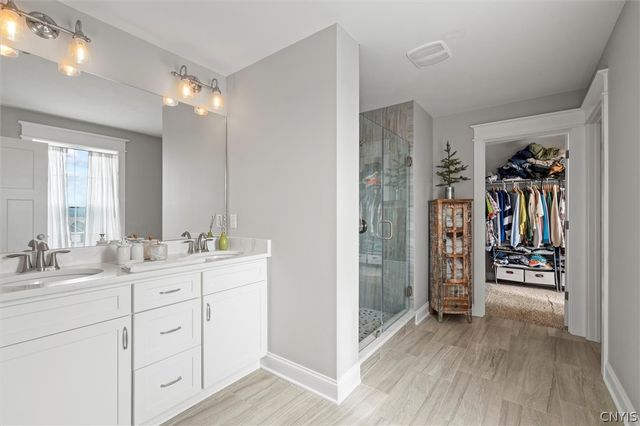 104 Arch Stone Way, Camillus, NY 13031