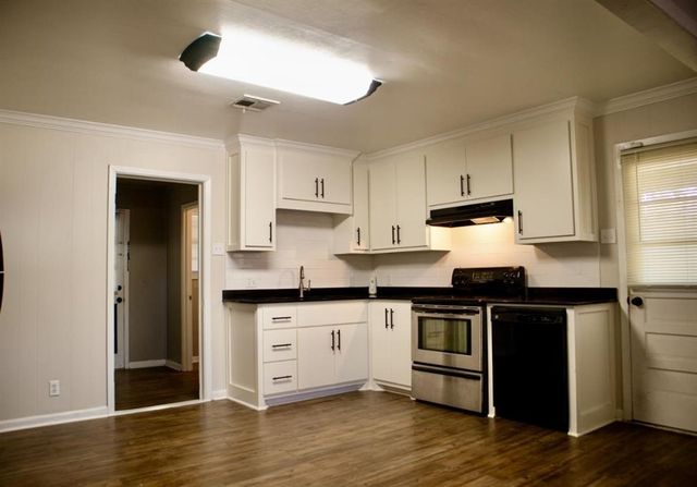 415 Leland St Street, Sulphur, LA 70663