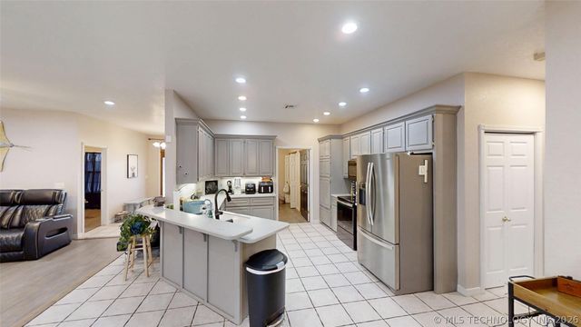 9488 Refinery Road, Ardmore, OK 73401