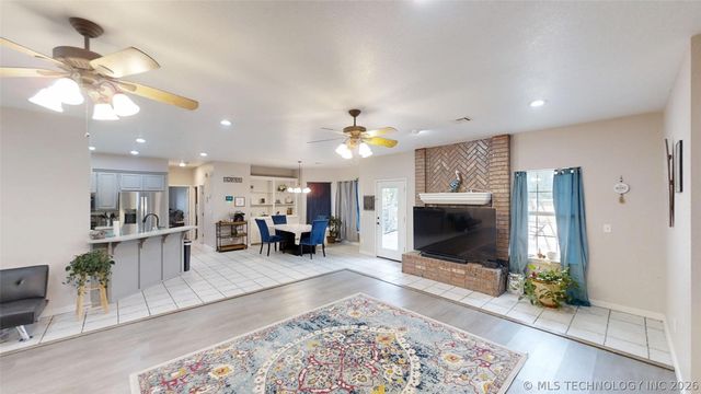 9488 Refinery Road, Ardmore, OK 73401