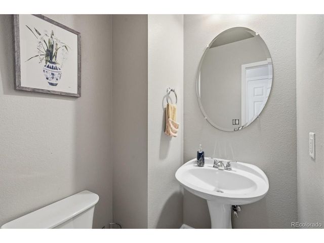2580 17th St 210, Denver, CO 80211