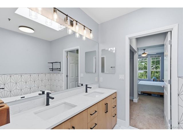 2580 17th St 210, Denver, CO 80211