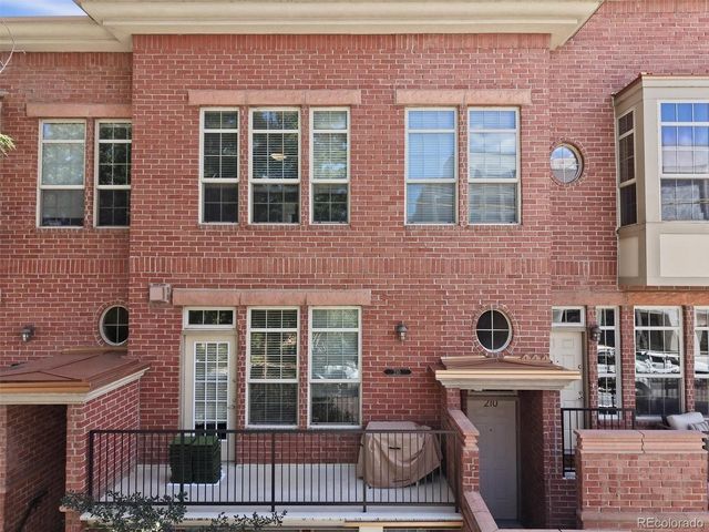 2580 17th St 210, Denver, CO 80211