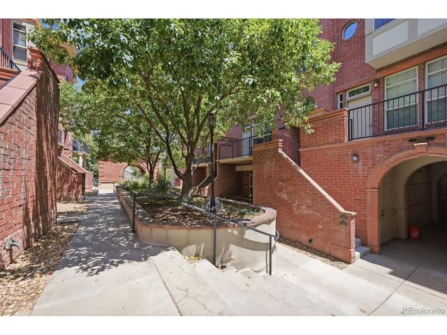 2580 17th St 210, Denver, CO 80211