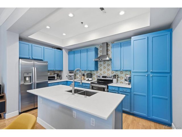 2580 17th St 210, Denver, CO 80211