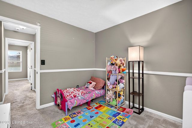 10824 Dorton Dr, Louisville, KY 40272