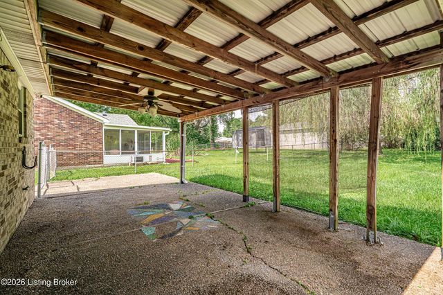 10824 Dorton Dr, Louisville, KY 40272