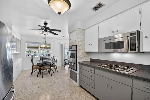 2449 Gertrude Drive, Lake Worth, FL 33462