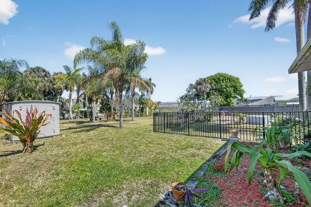 2449 Gertrude Drive, Lake Worth, FL 33462