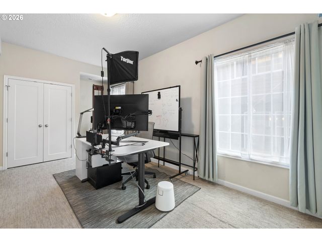 8435 Sw 11TH Ave, Portland, OR 97219