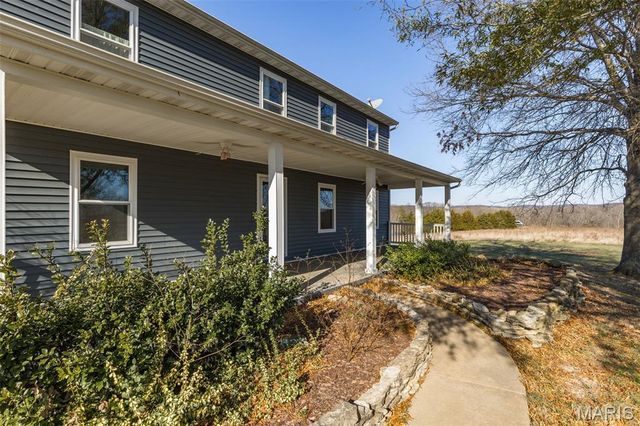 2161 Young Road, Pacific, MO 63069