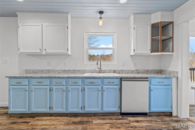 2161 Young Road, Pacific, MO 63069