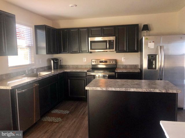 2896 FARZI CIR, Locust Grove, VA 22508