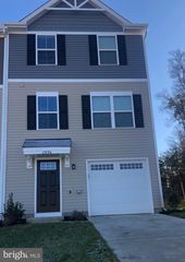2896 FARZI CIR, Locust Grove, VA 22508