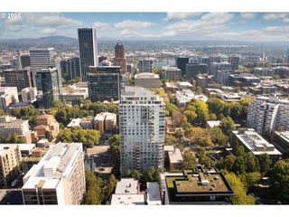 1500 Sw 11TH Ave 1704, Portland, OR 97201