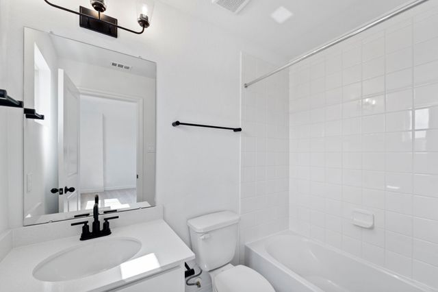 4117 Silver Falls Lane, League City, TX 77573