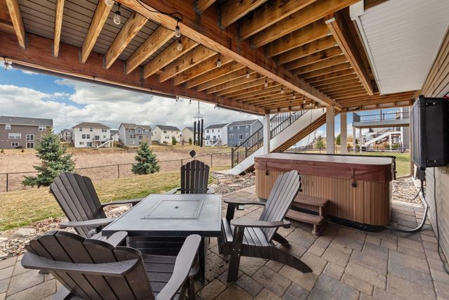 9830 Glacial Valley Alcove, Woodbury, MN 55129