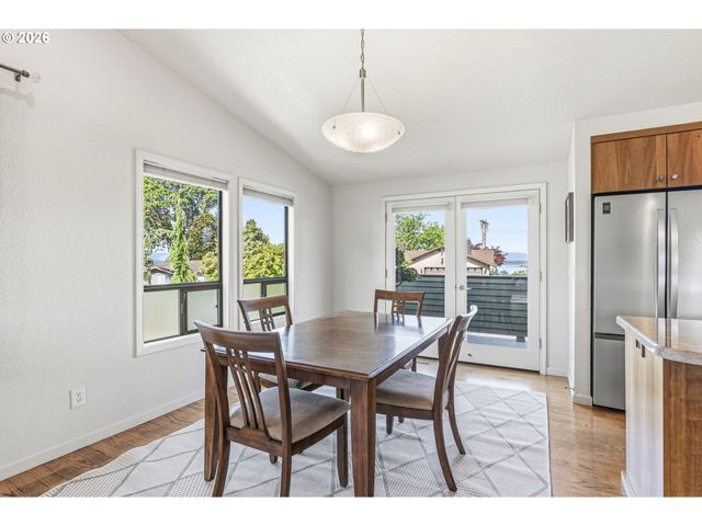 6705 Nw DOGWOOD Dr, Vancouver, WA 98663