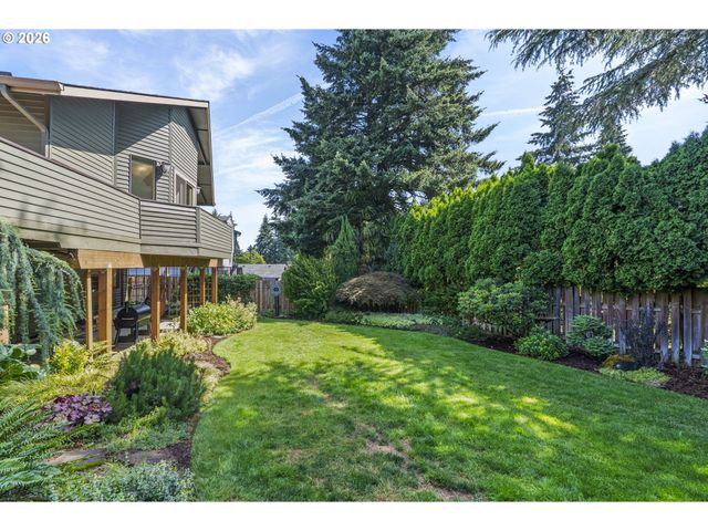 6705 Nw DOGWOOD Dr, Vancouver, WA 98663