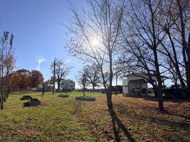 8780 Lawrence 2010, Miller, MO 65707