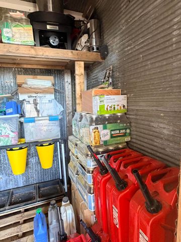 8780 Lawrence 2010, Miller, MO 65707