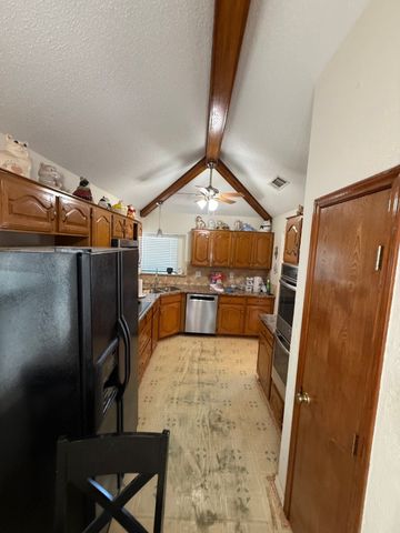 1306 Cardigan Street, Garland, TX 75040