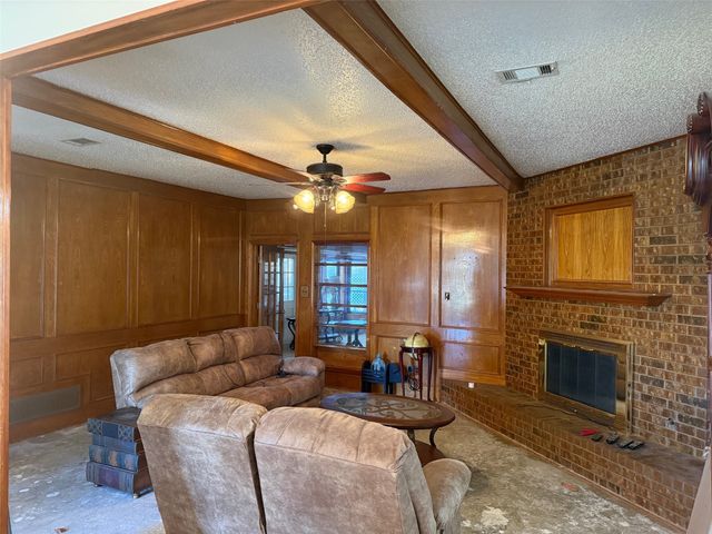 1306 Cardigan Street, Garland, TX 75040