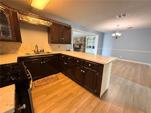 1507 Denver St, Portland, TX 78374