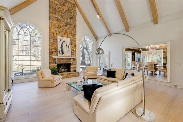 325 Riverhall Court, Sandy Springs, GA 30350